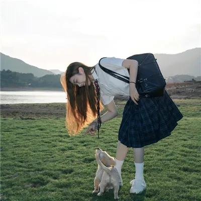 我的天才女友第一季 封面
